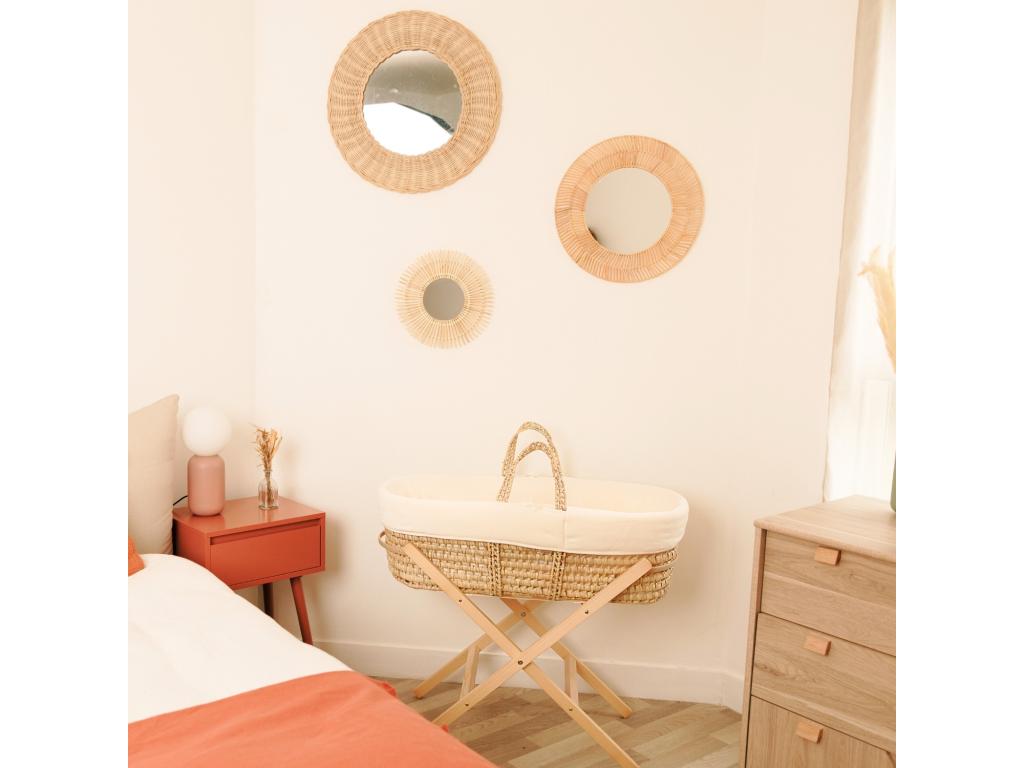 White Moses Basket with Foldable Stand and Organic Cotton Cover - Delimoa 95396LIST